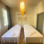 Vera Hotel