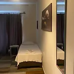 Vera Hotel *